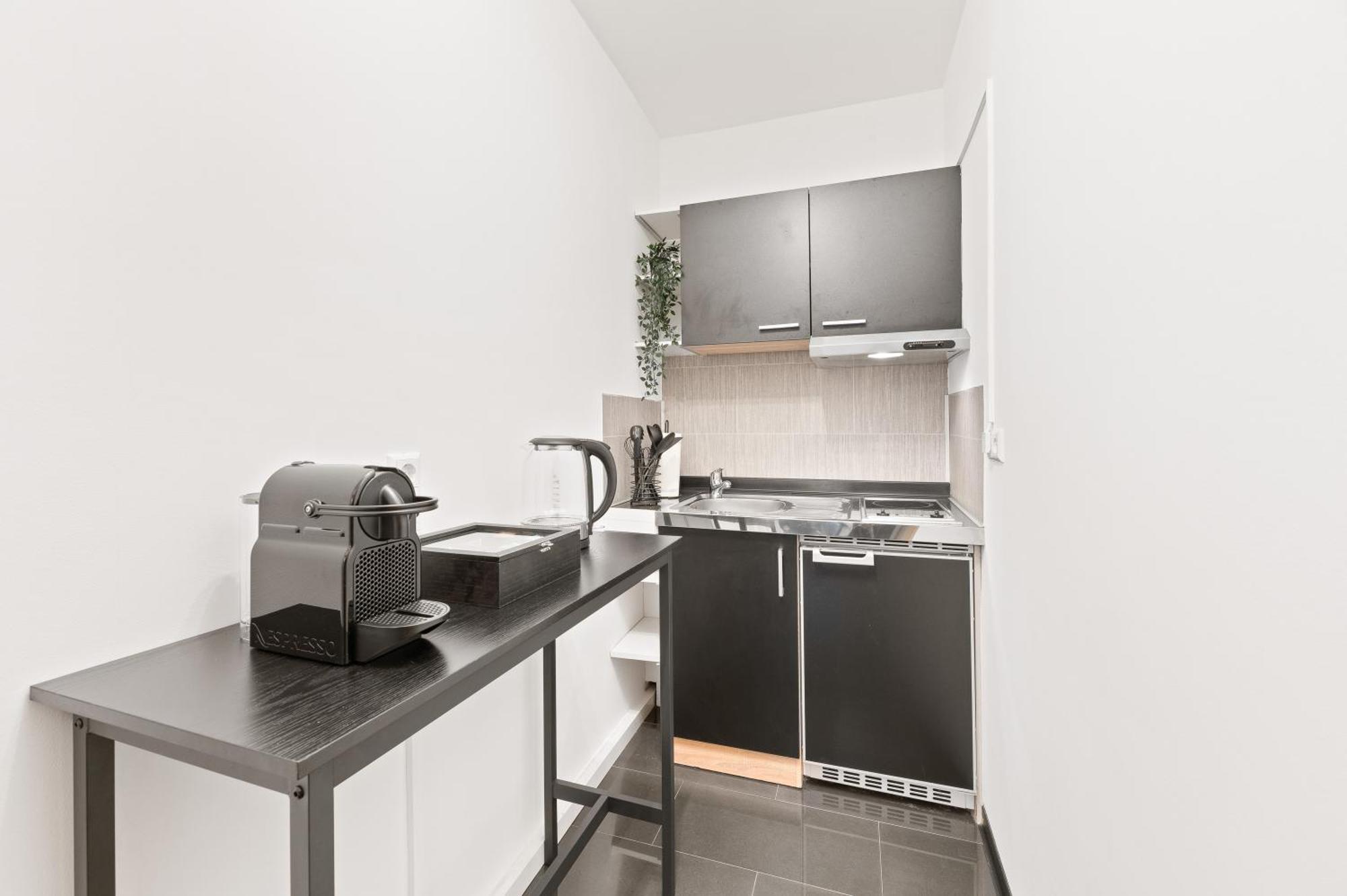 Naehe Hauptbahnhof, Fuer Zwei, Kingsize Bett, Netflix Pforzheim